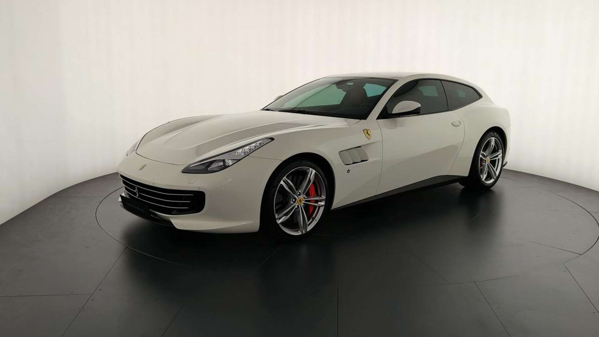 Ferrari GTC4Lusso - 2017 - Joinsteer - #1