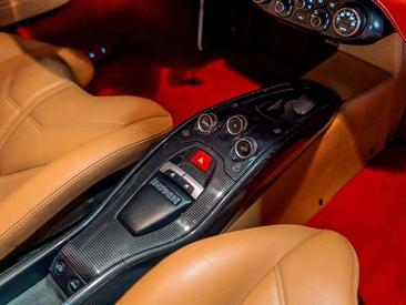 Ferrari 458 Italia — photo 11