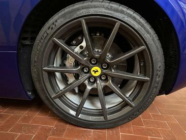 Ferrari SF90 Spider — photo 3