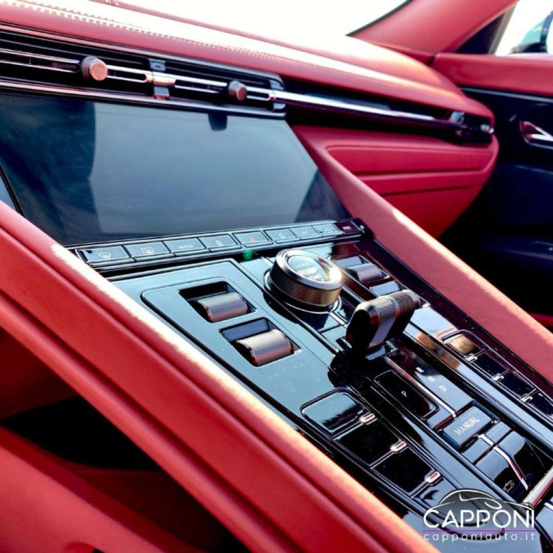 Aston Martin DB12 Volante V8 - 2025 - Joinsteer - #8