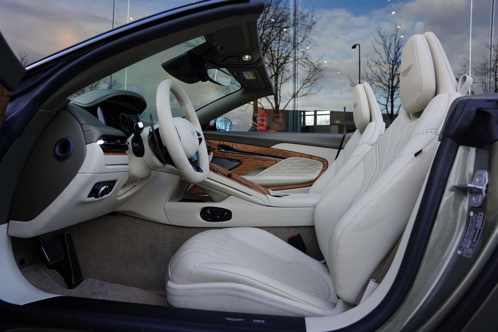 Aston Martin DB12 Volante 4.0 V8 - 2024 - Joinsteer - #7
