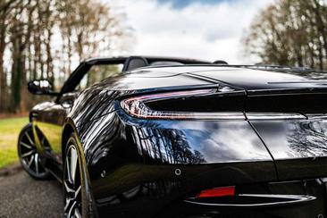 Aston Martin DB11 Volante — photo 6