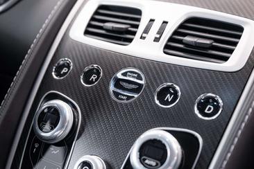 Aston Martin Vanquish Vanquish S — photo 24