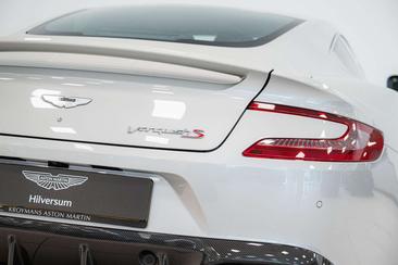 Aston Martin Vanquish Vanquish S — photo 41