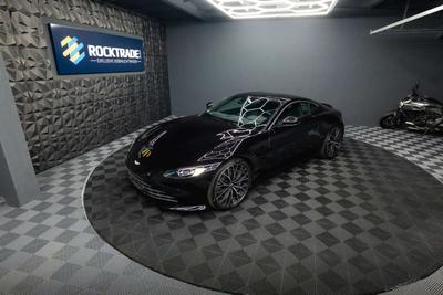 Aston Martin DB11 Coupé V8 4.0