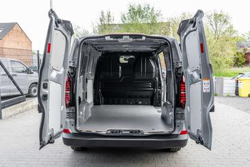 Volkswagen Transporter — photo 5