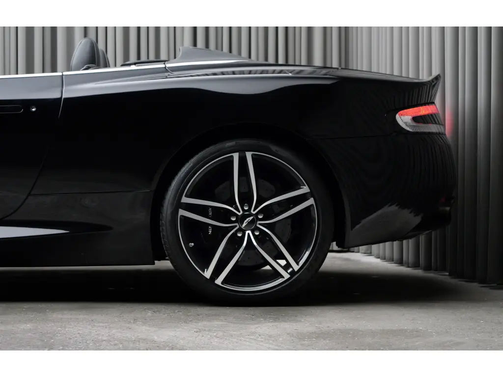 Aston Martin DB9 GT Volante 5.9 - 2016 - Joinsteer - #4