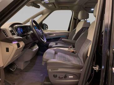 Volkswagen Multivan TSI Style — photo 10