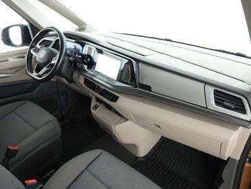 Volkswagen Multivan — photo 4