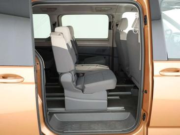 Volkswagen Multivan — photo 5