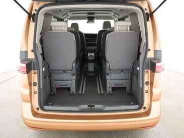 Volkswagen Multivan — photo 7