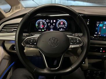 Volkswagen Multivan California Ocean EHybrid 4Motion — photo 26