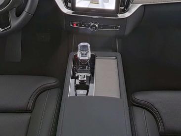 Volvo XC90 T8 — photo 5