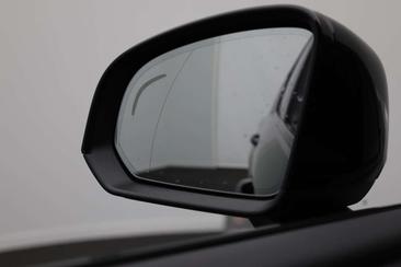 Volvo XC40 B4 Plus — photo 19