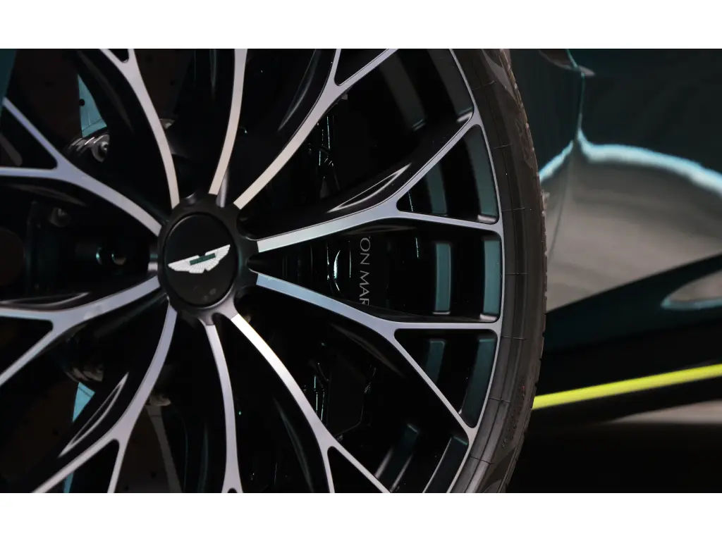 Aston Martin Vantage (2017-23) Vantage F1 Edition Coupe 4.0 - 2024 - Joinsteer - #33