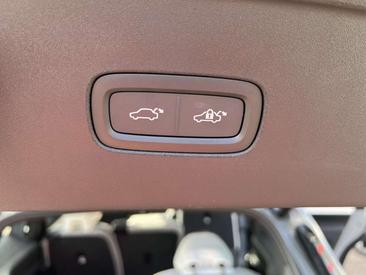 Volvo EX90 Twin Motor — photo 15