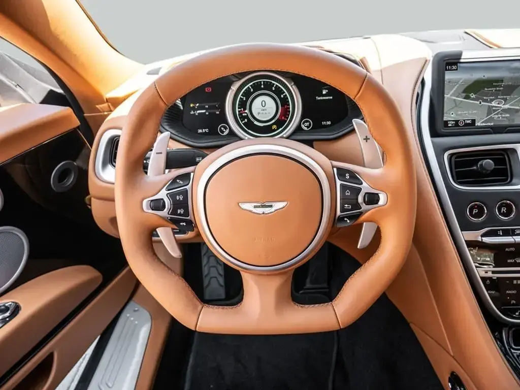 Aston Martin DB11 V8 Coupe 4.0 - 2023 - Joinsteer - #11