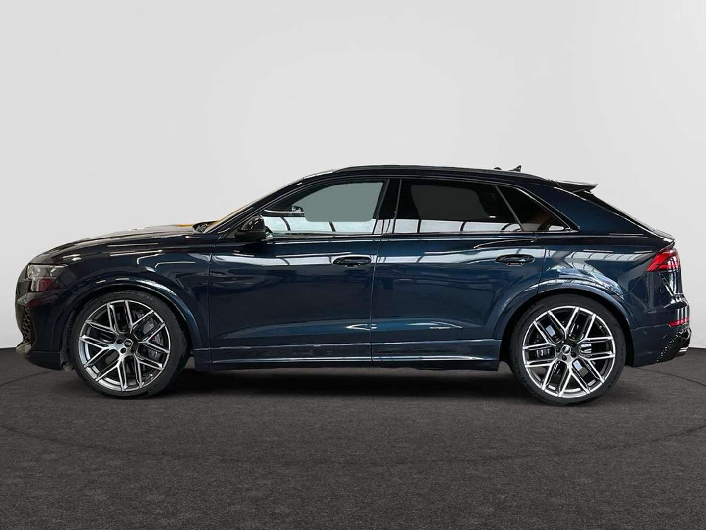 Audi RSQ8 Performance SUV - 2025 - Joinsteer - #1