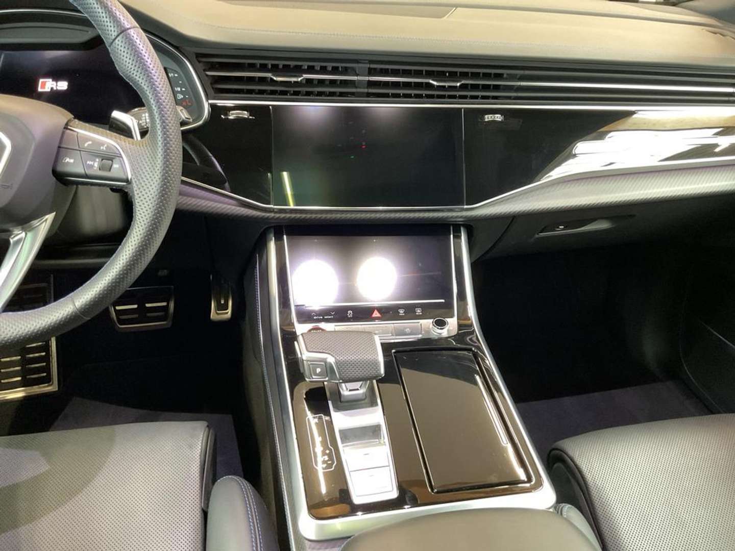 Audi RSQ8 Performance SUV - 2025 - Joinsteer - #9