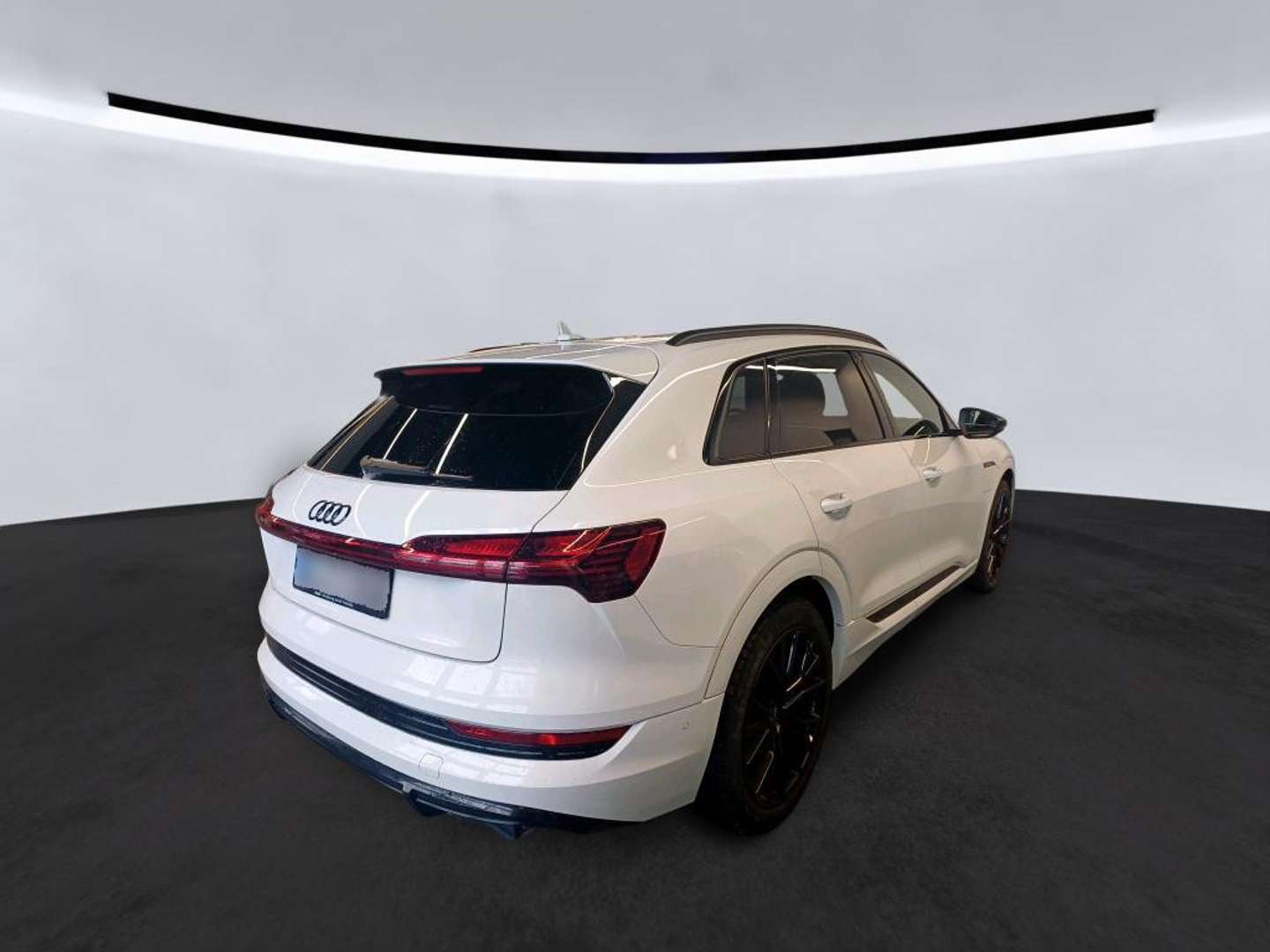 Audi E-tron S Line Black Edition 55 - 2023 - Joinsteer - #2
