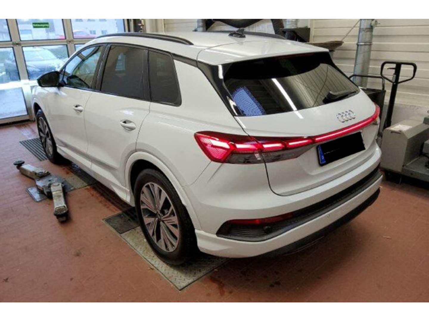 Audi Q4 E-tron S-Line Black 55 - 2024 - Joinsteer - #2