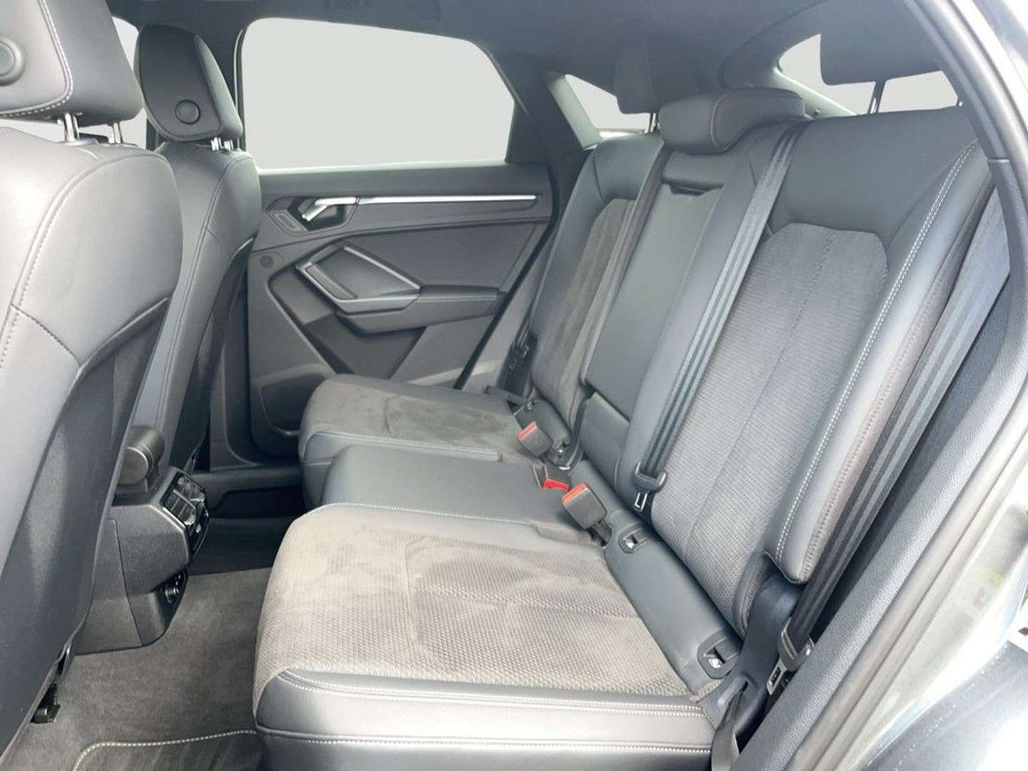 Audi Q3 S Line 45 TFSI E - 2022 - Joinsteer - #15