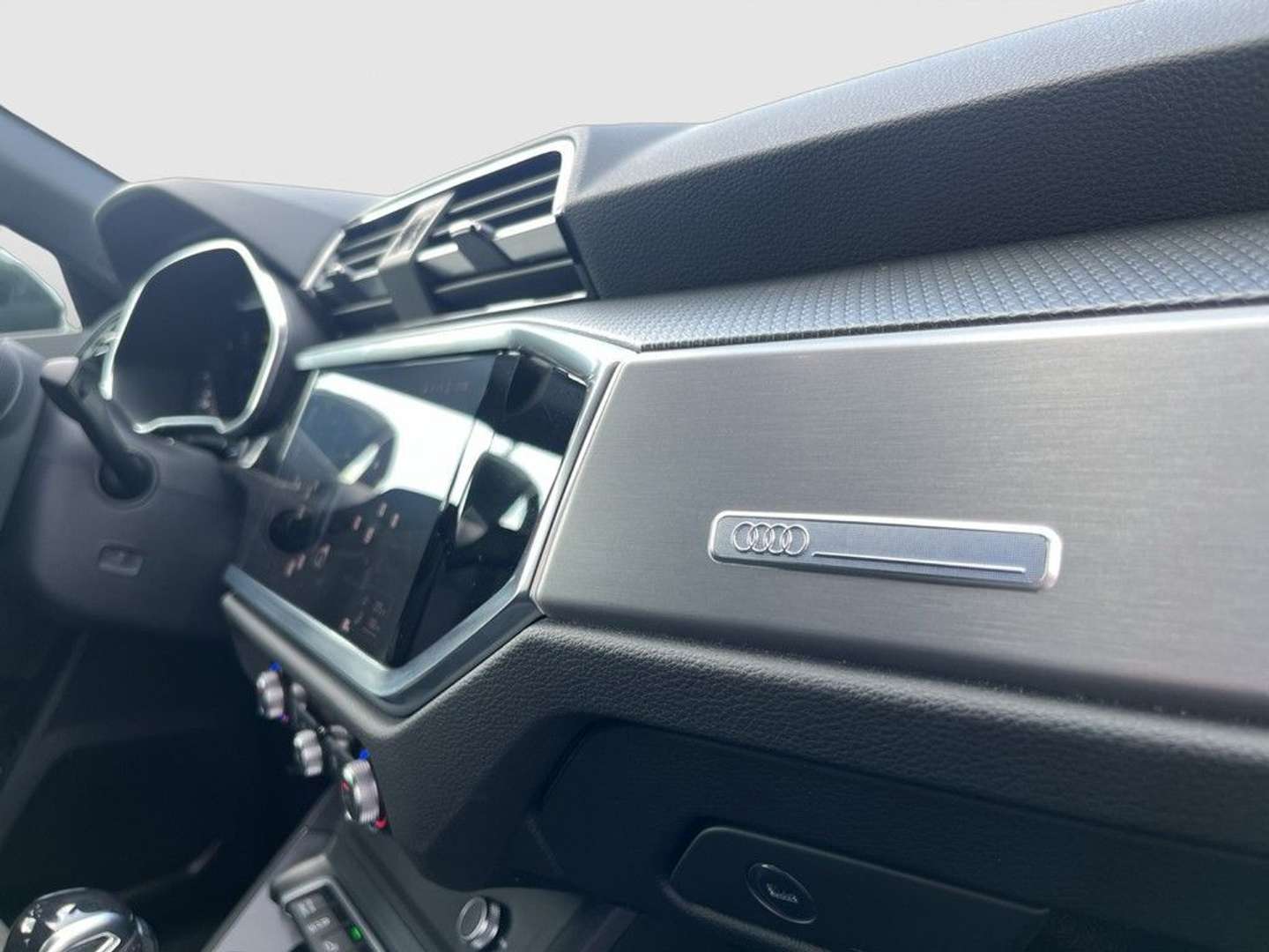 Audi Q3 S Line 45 TFSI E - 2022 - Joinsteer - #20