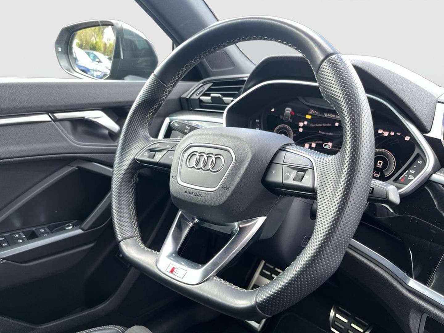 Audi Q3 S Line 45 TFSI E - 2022 - Joinsteer - #21