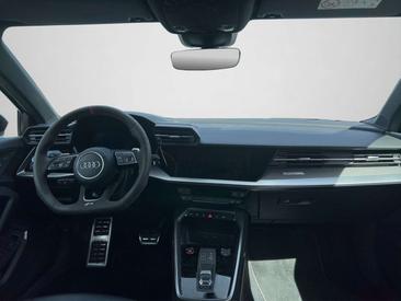 Audi RS3 2.5 TFSI — photo 3