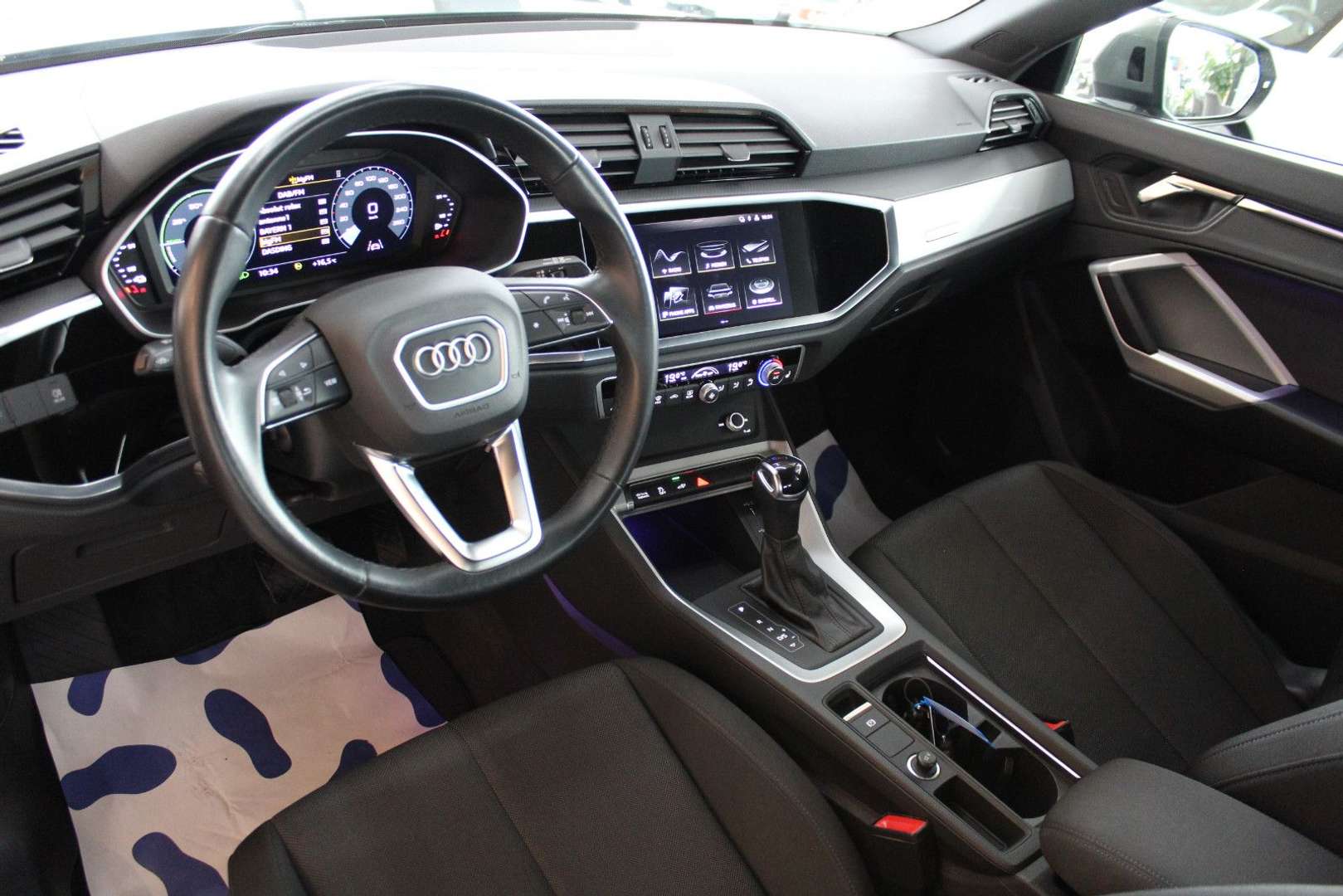 Audi Q3 S Line 45 TFSI E - 2022 - Joinsteer - #8
