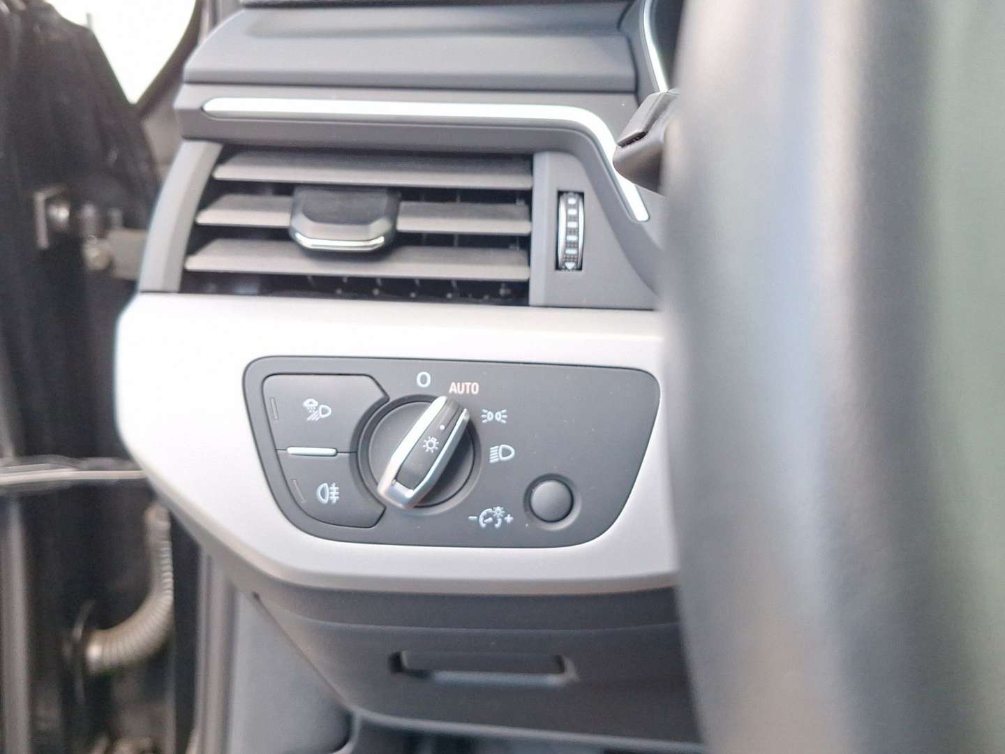 Audi A4 Avant 35 TFSI - 2023 - Joinsteer - #10