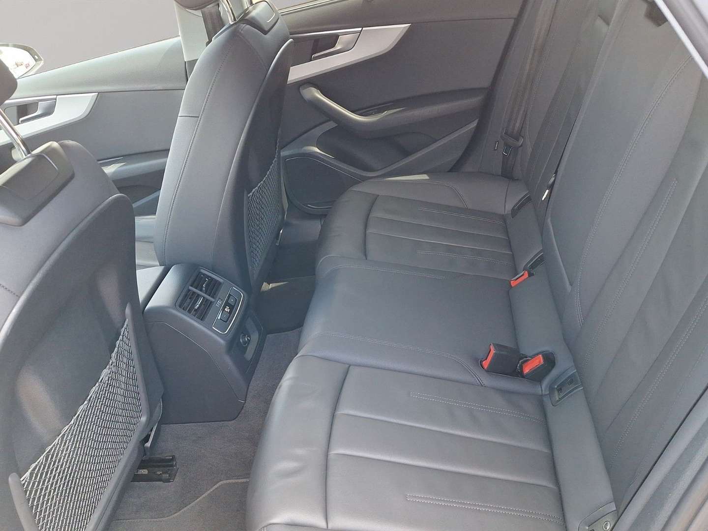 Audi A4 Avant 35 TFSI - 2023 - Joinsteer - #17