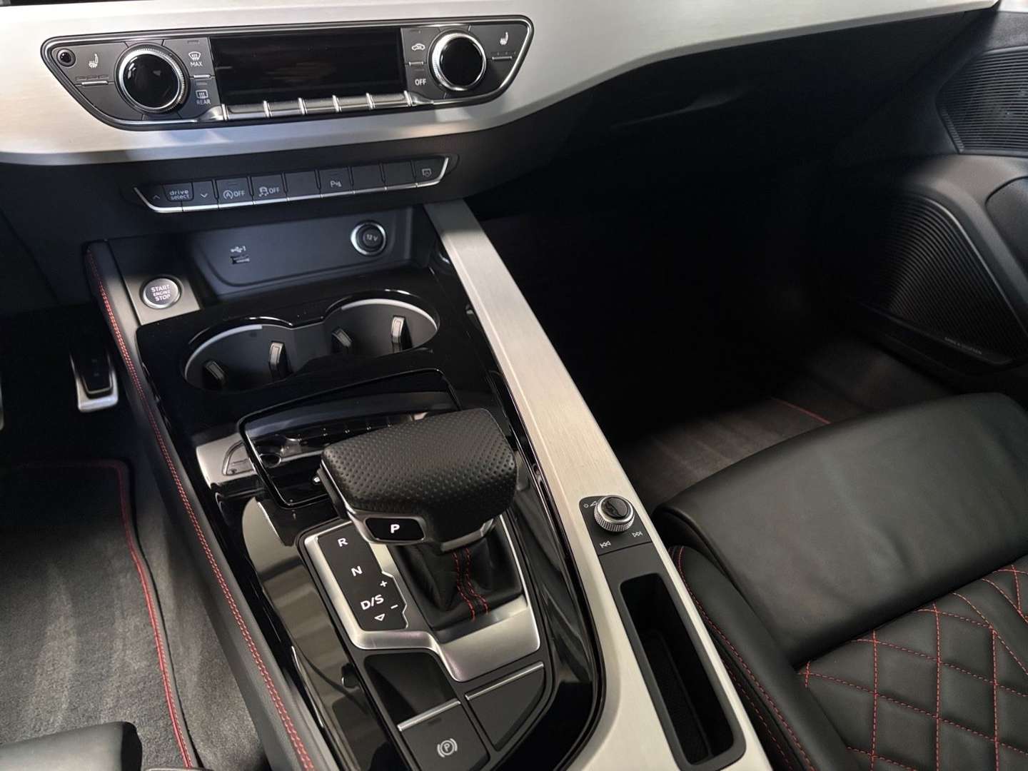 Audi A4 S Line 40 TDI - 2023 - Joinsteer - #23