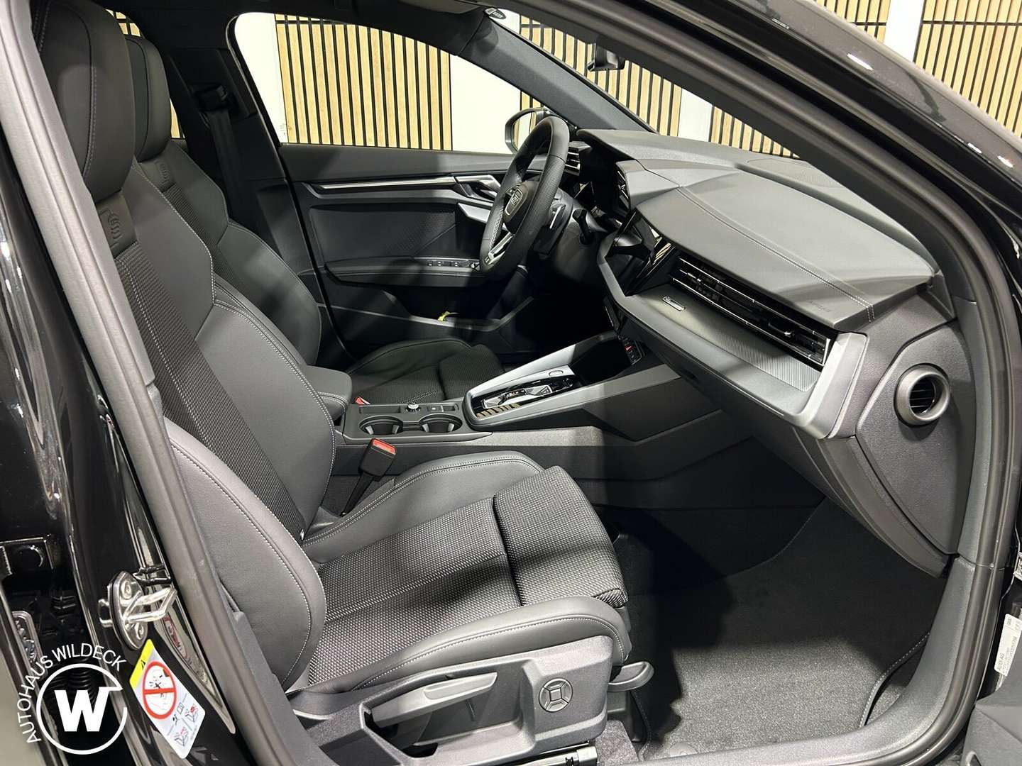 Audi A3 Sportback S Line 35 TFSI - 2025 - Joinsteer - #32