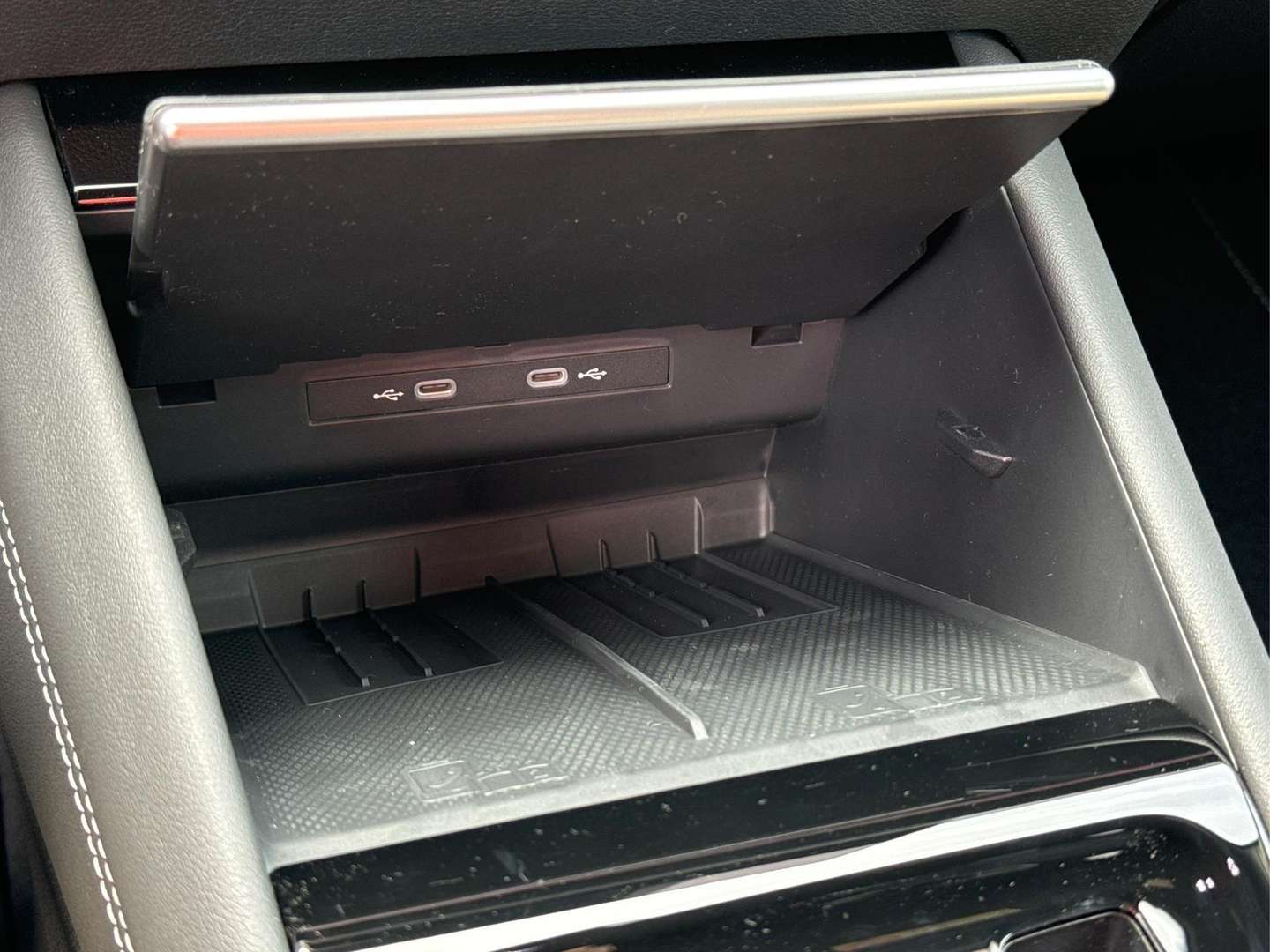 Volkswagen TIGUAN R-Line - 2025 - Joinsteer - #11