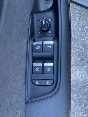 Audi Q8 TFSI E Competition 60 TFSI E Quattro 462 Ch Tiptronic - 2023 - Joinsteer - #35