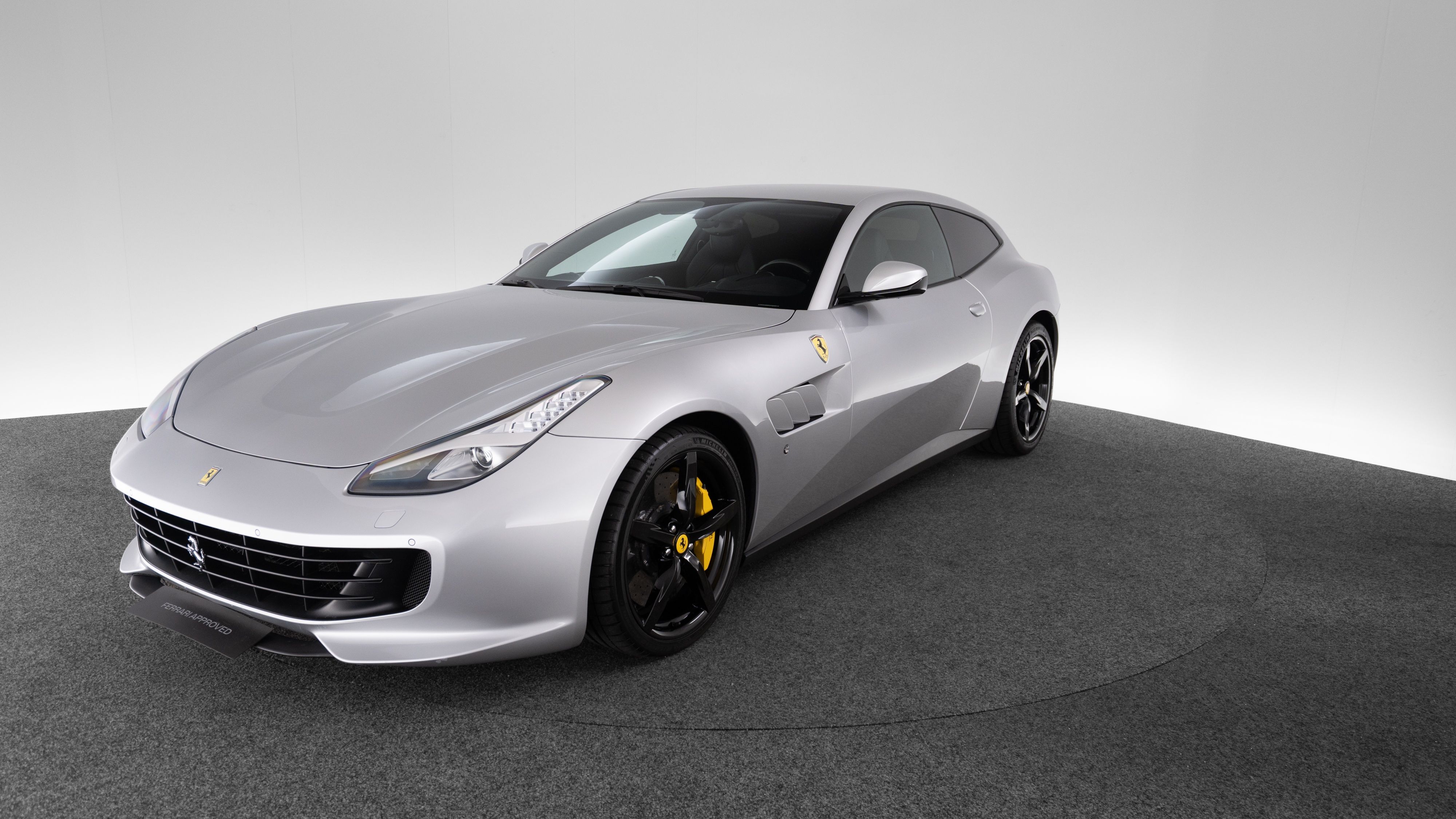Ferrari GTC4Lusso - 2019 - Joinsteer - #1