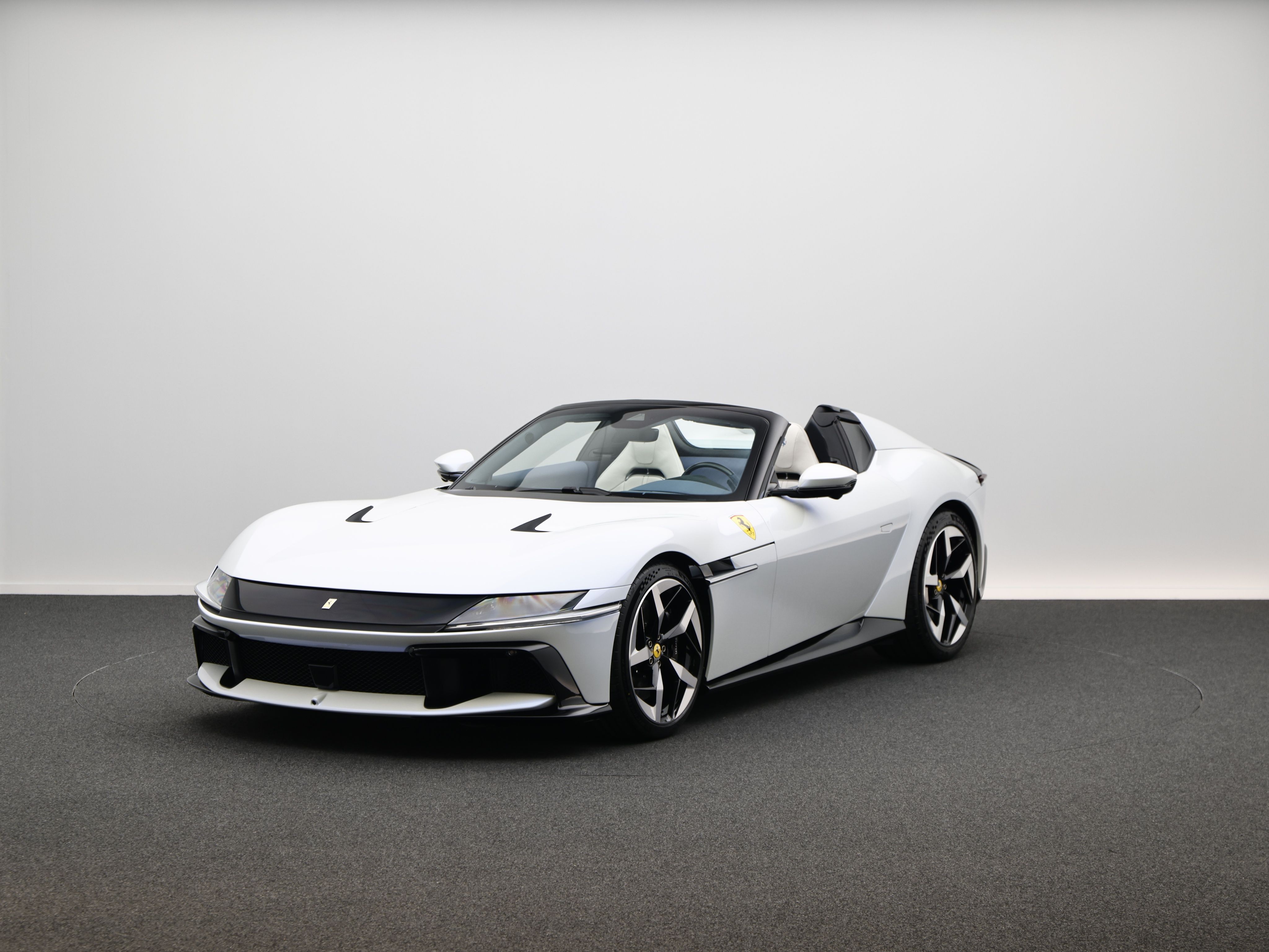 Ferrari 12Cilindri Spider - 2025 - Joinsteer - #1