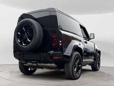 Land Rover Defender 90 X-Dynamic SE Awd 3.0d D200 Mhev — photo 2