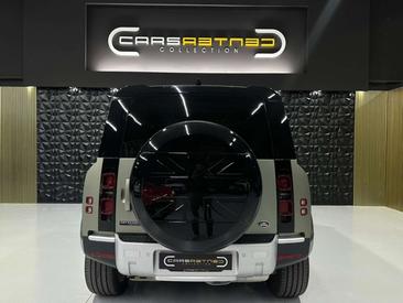 Land Rover Defender 110 2.0D SD4 SE AWD Aut. 240 — photo 9