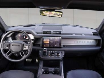 Land Rover Defender 110 P635 OCTA Edition One V8 — photo 4
