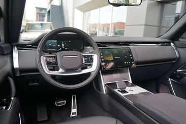 Land Rover Range Rover 3.0 P550e Autobiography PHEV — photo 14