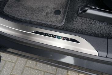 Land Rover Range Rover 3.0 P550e Autobiography PHEV — photo 16