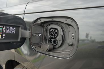 Land Rover Range Rover 3.0 P550e Autobiography PHEV — photo 29