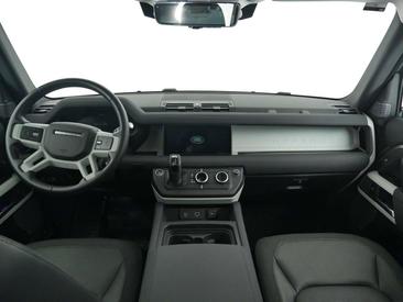 Land Rover Defender 110 SE X-Dynamic 3.0 D200 Mhev — photo 6