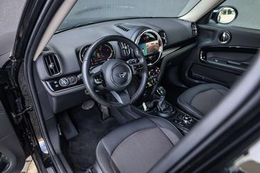 Mini Countryman COOPER SE — photo 13