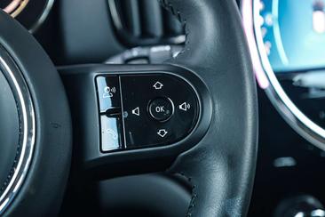 Mini Countryman COOPER SE — photo 31