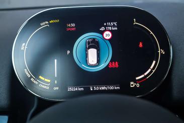Mini Countryman COOPER SE — photo 33