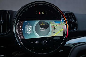 Mini Countryman COOPER SE — photo 34