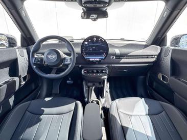 Mini 3 Portes Favoured Cooper SE — photo 16